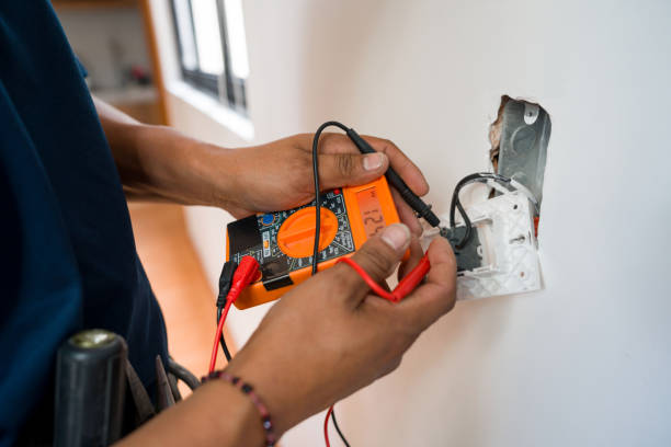 Best Licensed Electrician  in Willoughby, OH